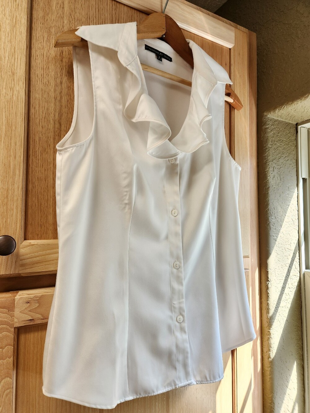 Preston & York Cream Ruffle-Trim Sleeveless Button Blouse